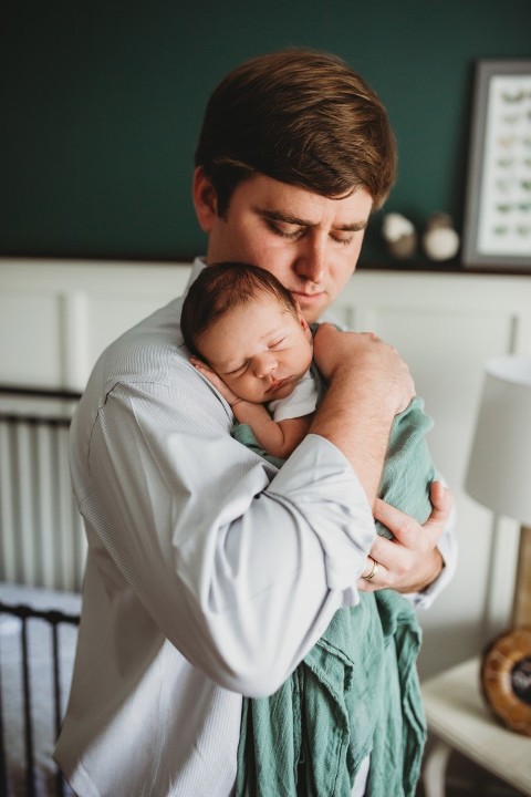 newborn photographer in college station texas