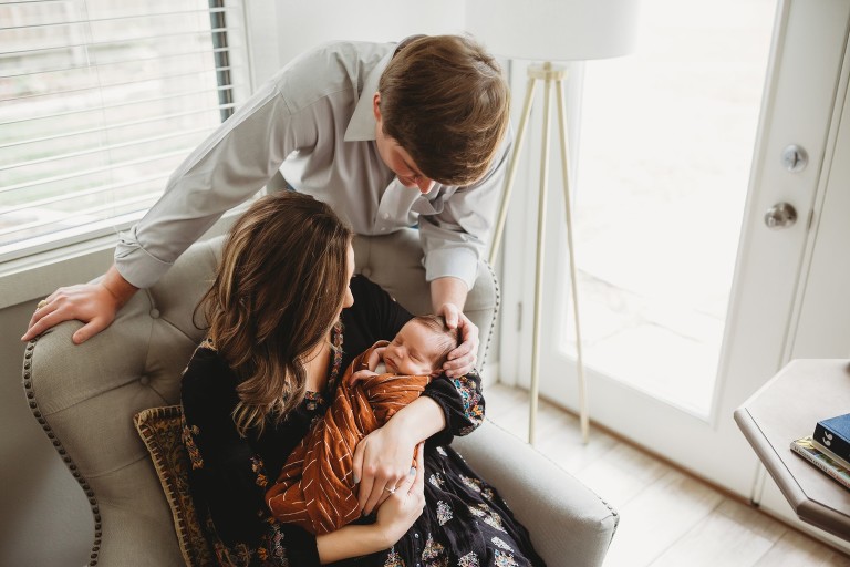 newborn photographer in college station texas